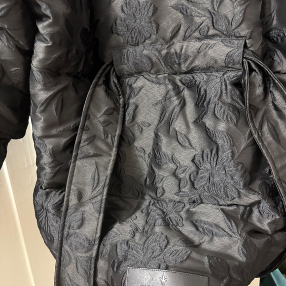 Nicole Benisti Priscilla Floral Jacquard Jacket - Picture 4 of 5